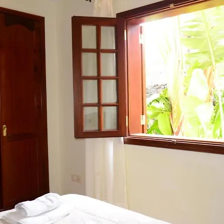 Apartment Heliconia 1 *