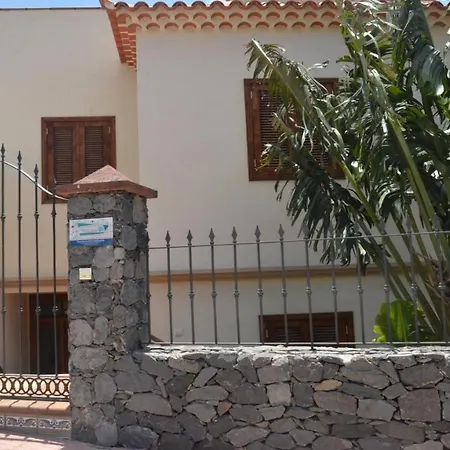 Heliconia 1 * Valle Gran Rey